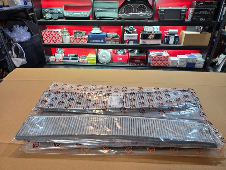 فیلتر کابین بی ام و مناسب E46 و E83 کد 64319257504 برند 4U