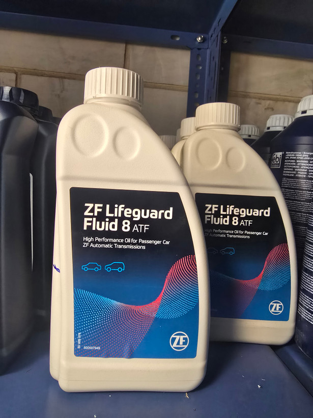 روغن گیربکس اتوماتیک ZF 8HP کد S671.090.312 برند ZF